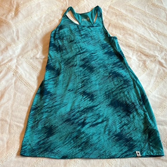 Smartwool Merino Dress - SIZE MEDIUM - Picture 3 of 7